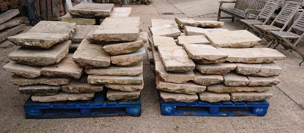 <p>Reclaimed Purbeck Flagstone</p><p>Nice smooth flat surface</p><p>24 m2 available